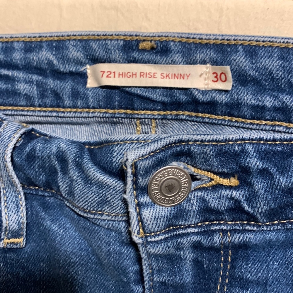 Levi Strauss 30x30